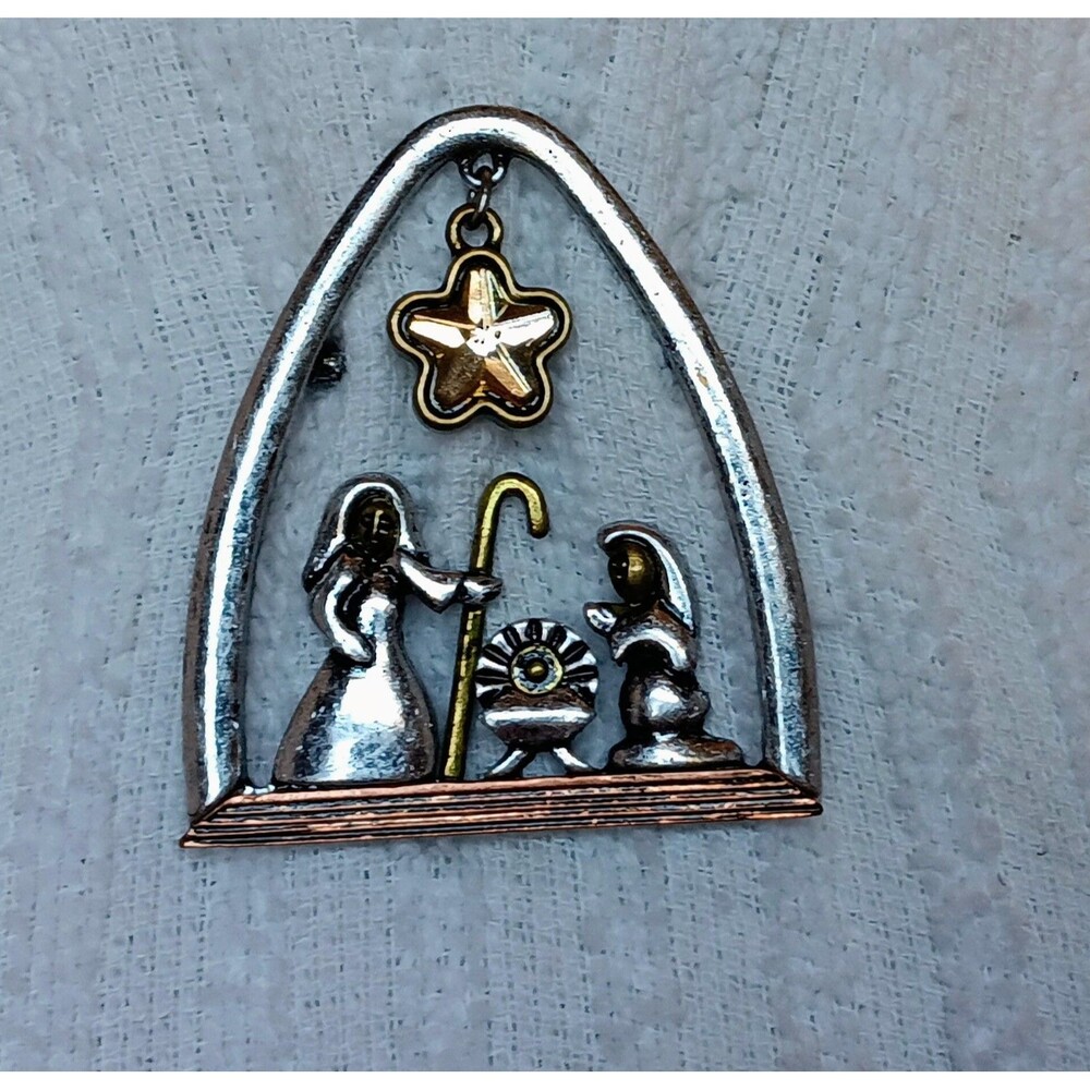 Vintage Jewelry Beautiful Nativity Scene Manger with Dangling Star Brooch 2 in